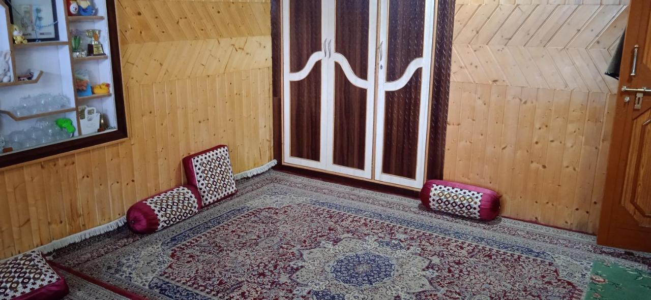 Mir Manzil Bed & Breakfast Srinagar  Luaran gambar