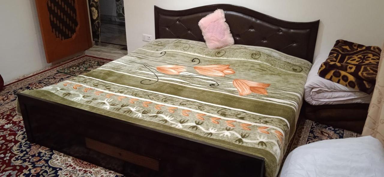 Mir Manzil Bed & Breakfast Srinagar  Luaran gambar