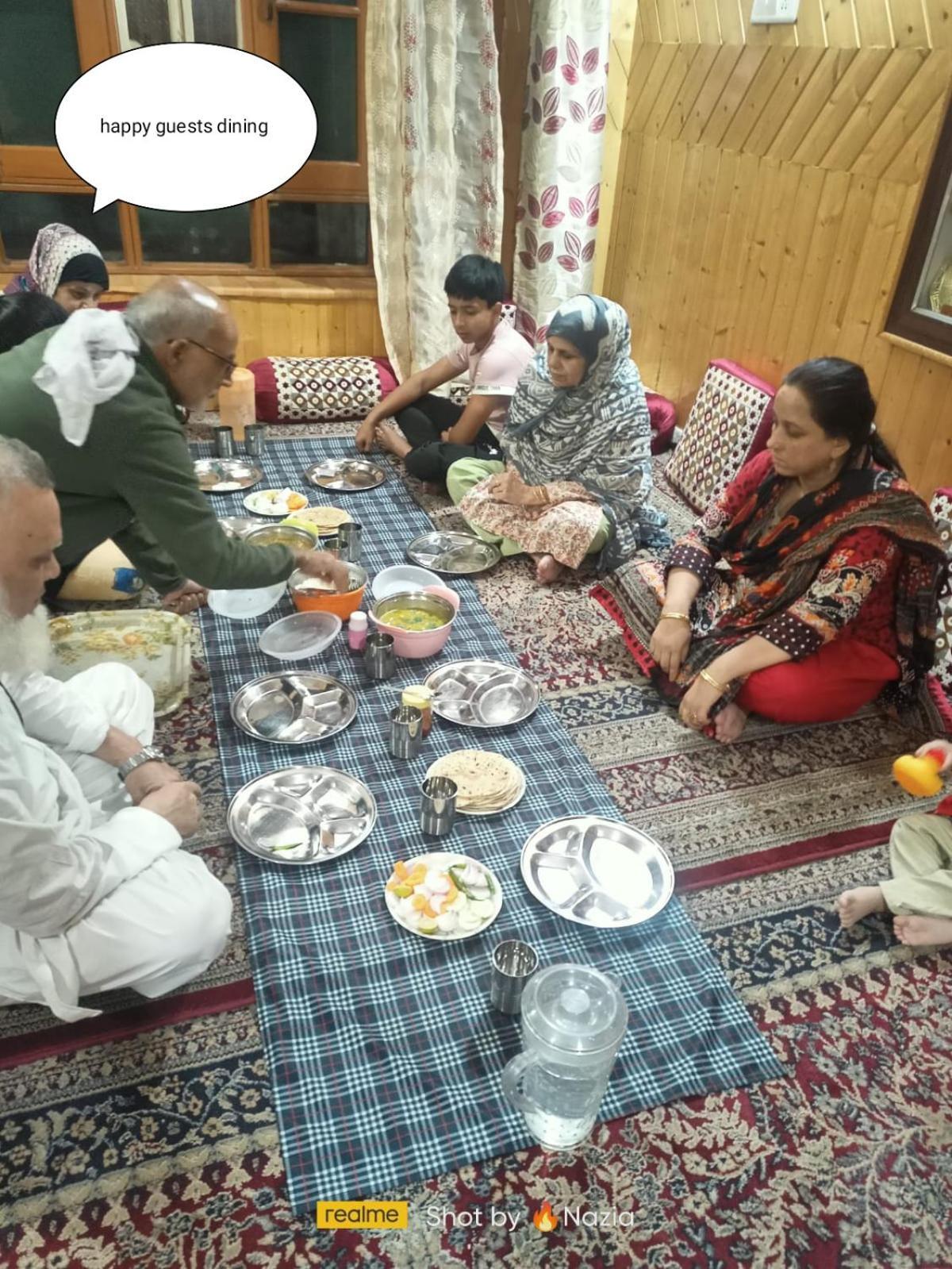 Mir Manzil Bed & Breakfast Srinagar  Luaran gambar